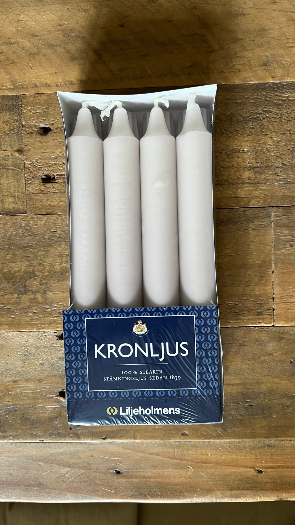 Kronljus Liljeholmen 8-pack, Mandel