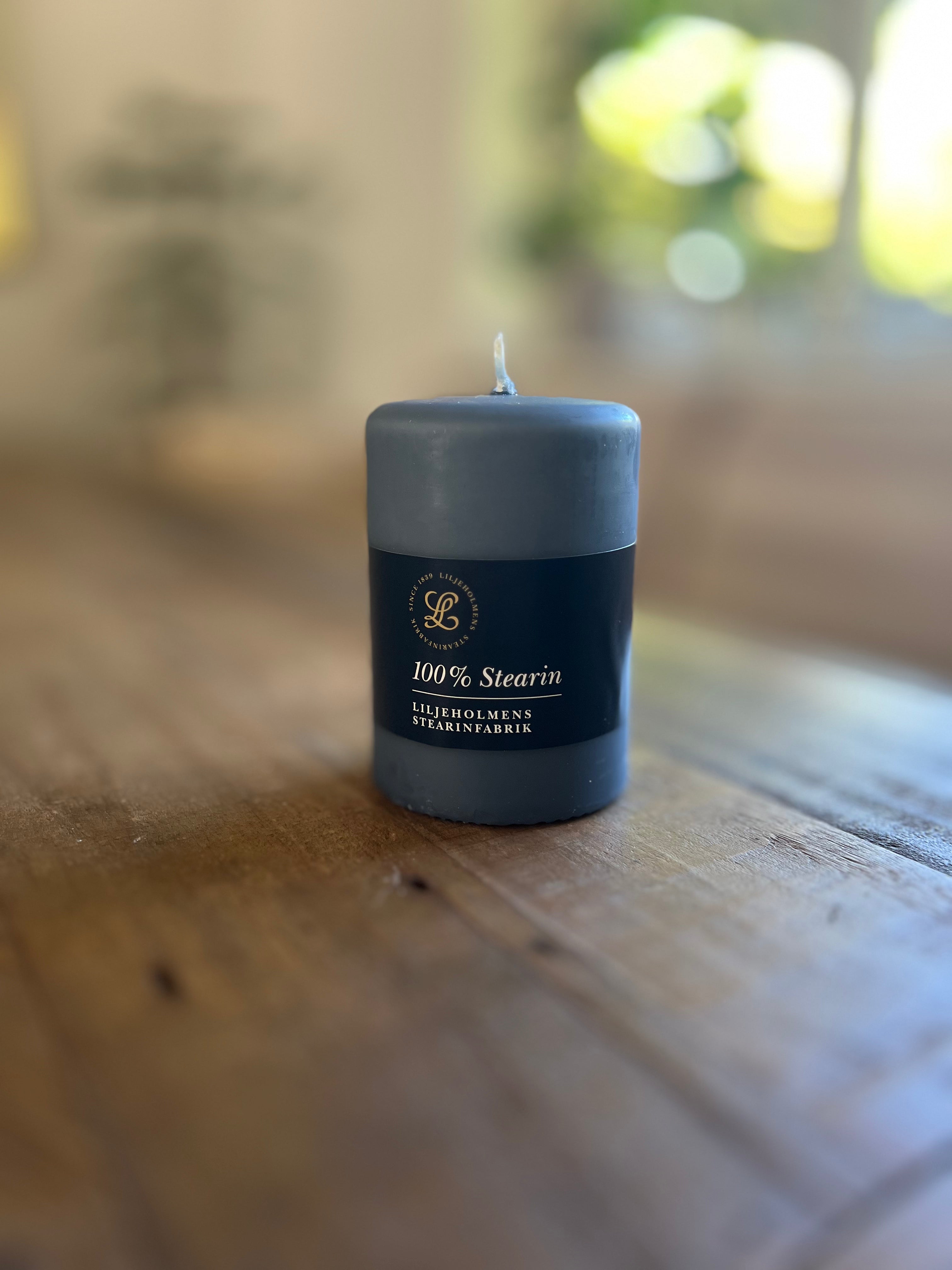 Blockljus Liljeholmen 10 cm, Duvblå