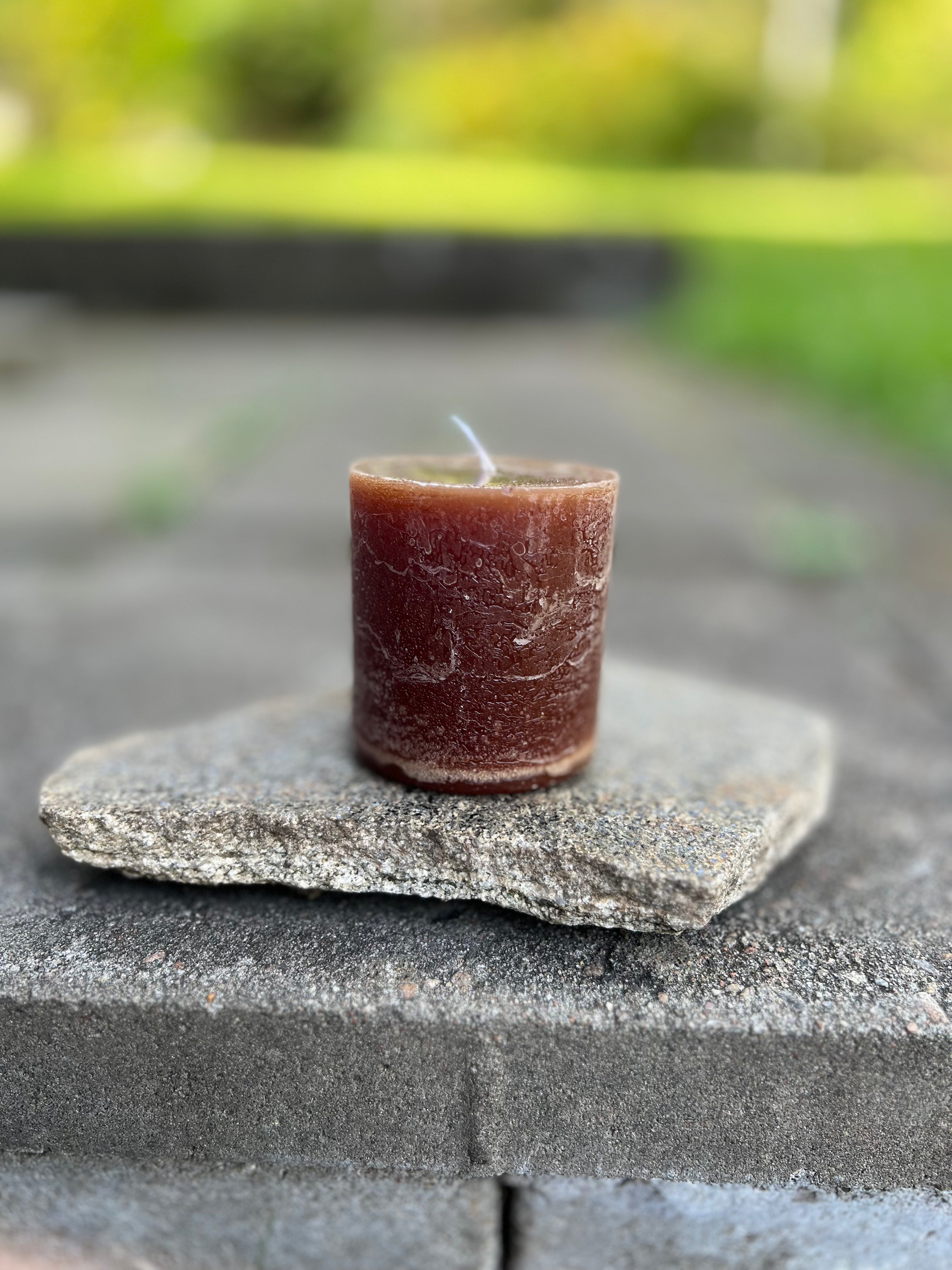 Blockljus Cote Nord, Brun