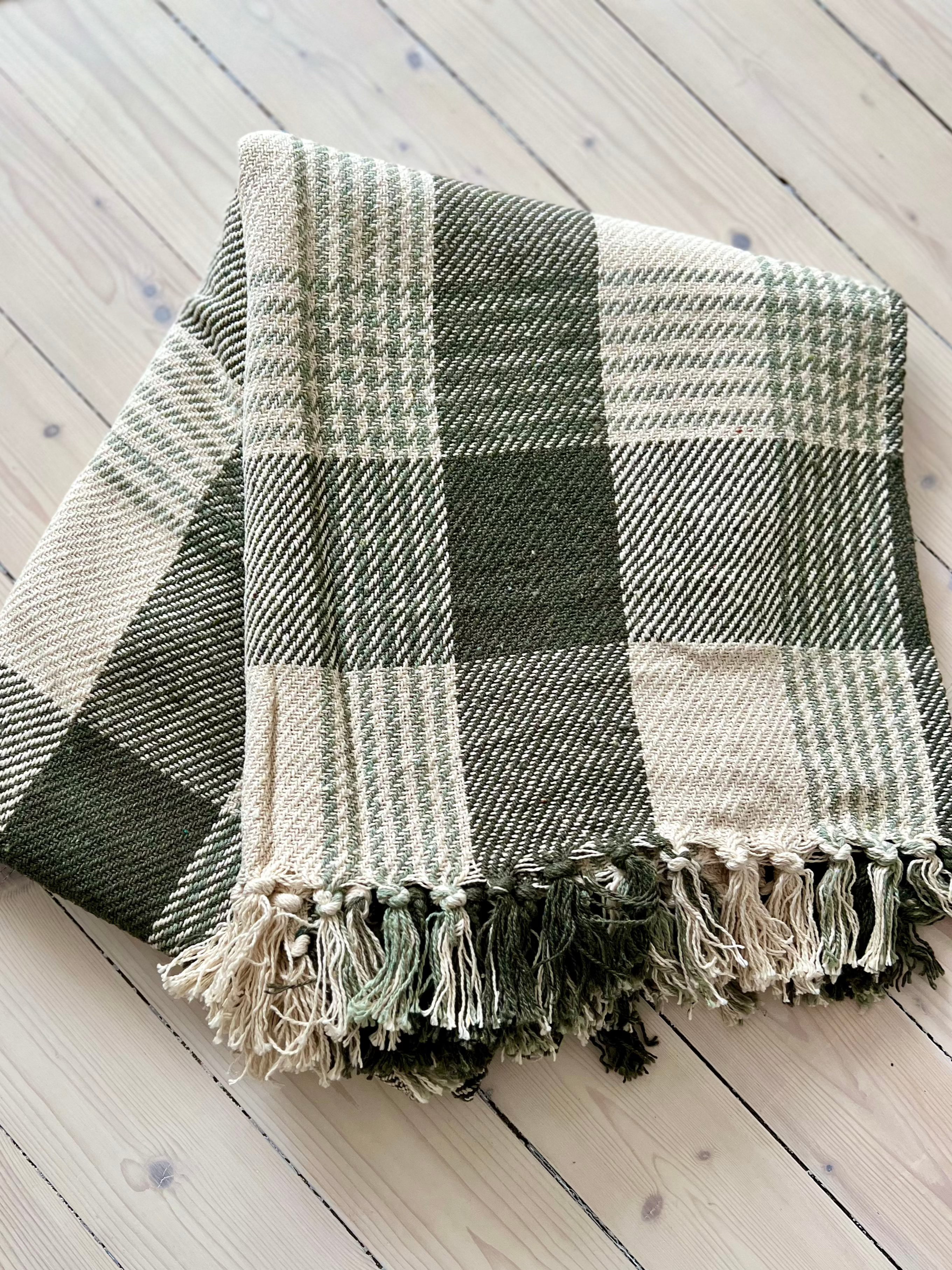 Anna Filt, Grön/Elfenben