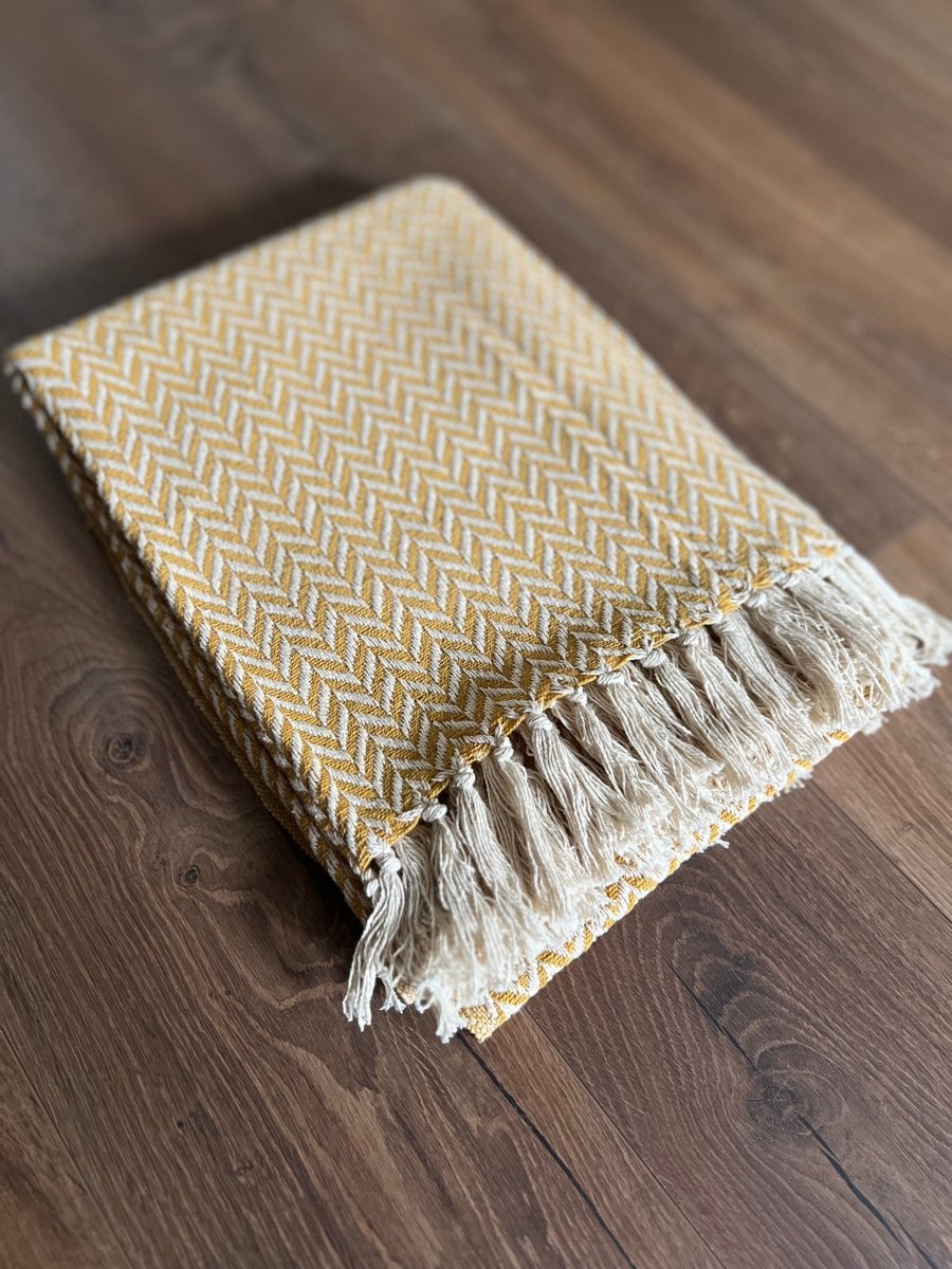 Anna Filt, Gul/Elfenben - Lindas Ljus