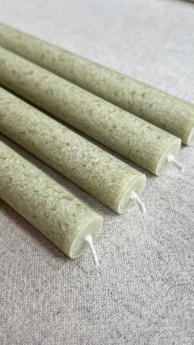 Handgjorda olivstearinljus 2 - pack, Olivgrön - Lindas Ljus